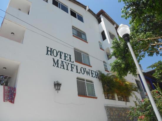 Hotel & Hostal Mayflower プエルト・エスコンディード エクステリア 写真